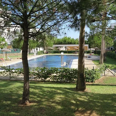 Apartamento Con Jardin Apartment *